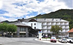 Hotel y Apartamentos SNÖ Isaba