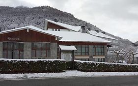 Hotel y Apartamentos SNÖ Isaba